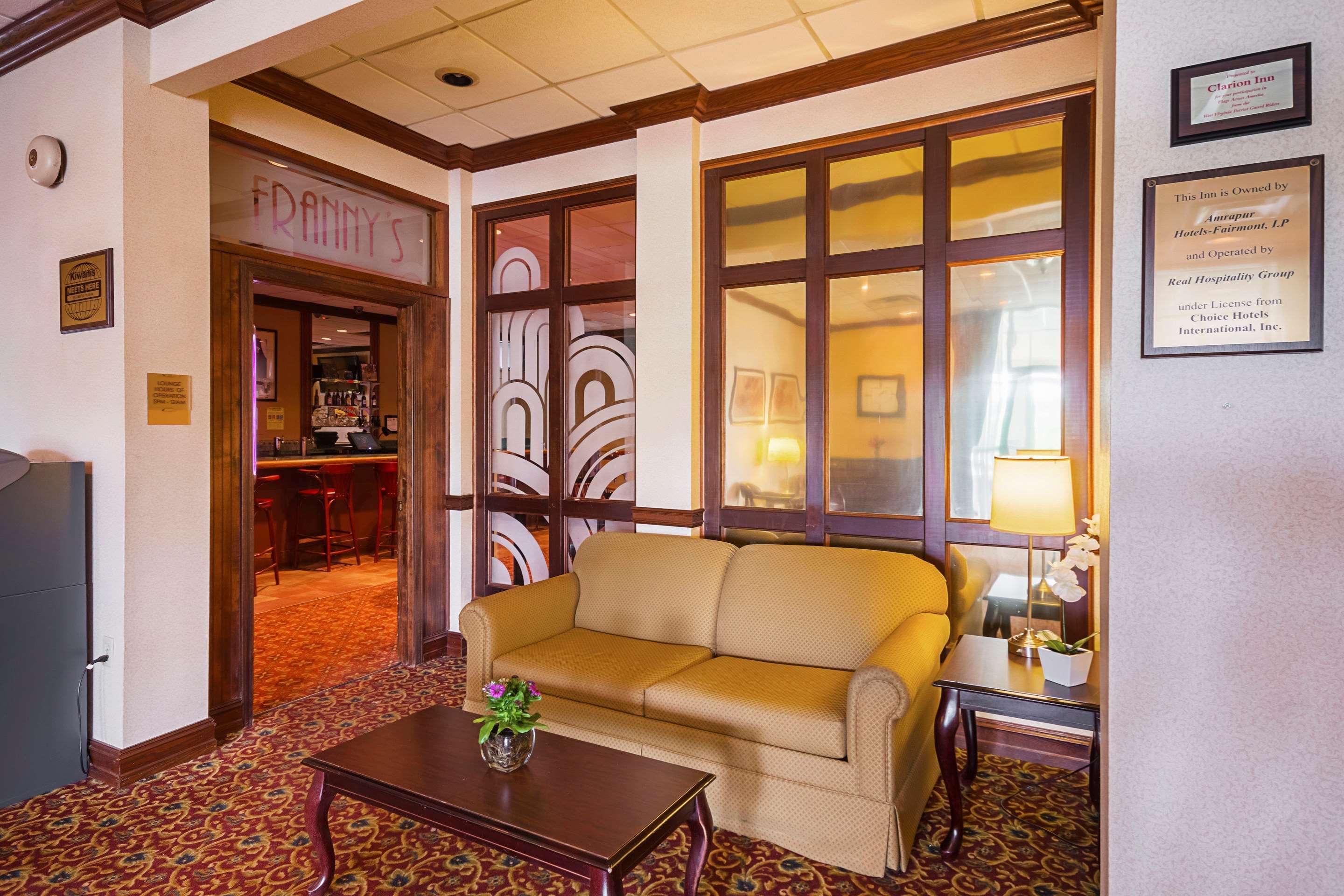 Clarion Inn Fairmont Exterior foto